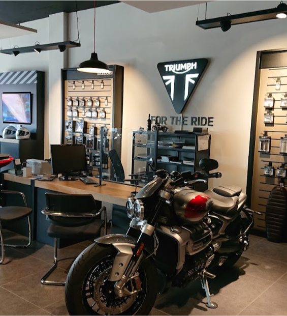 Image Triumph Lausanne Image Triumph Lausanne